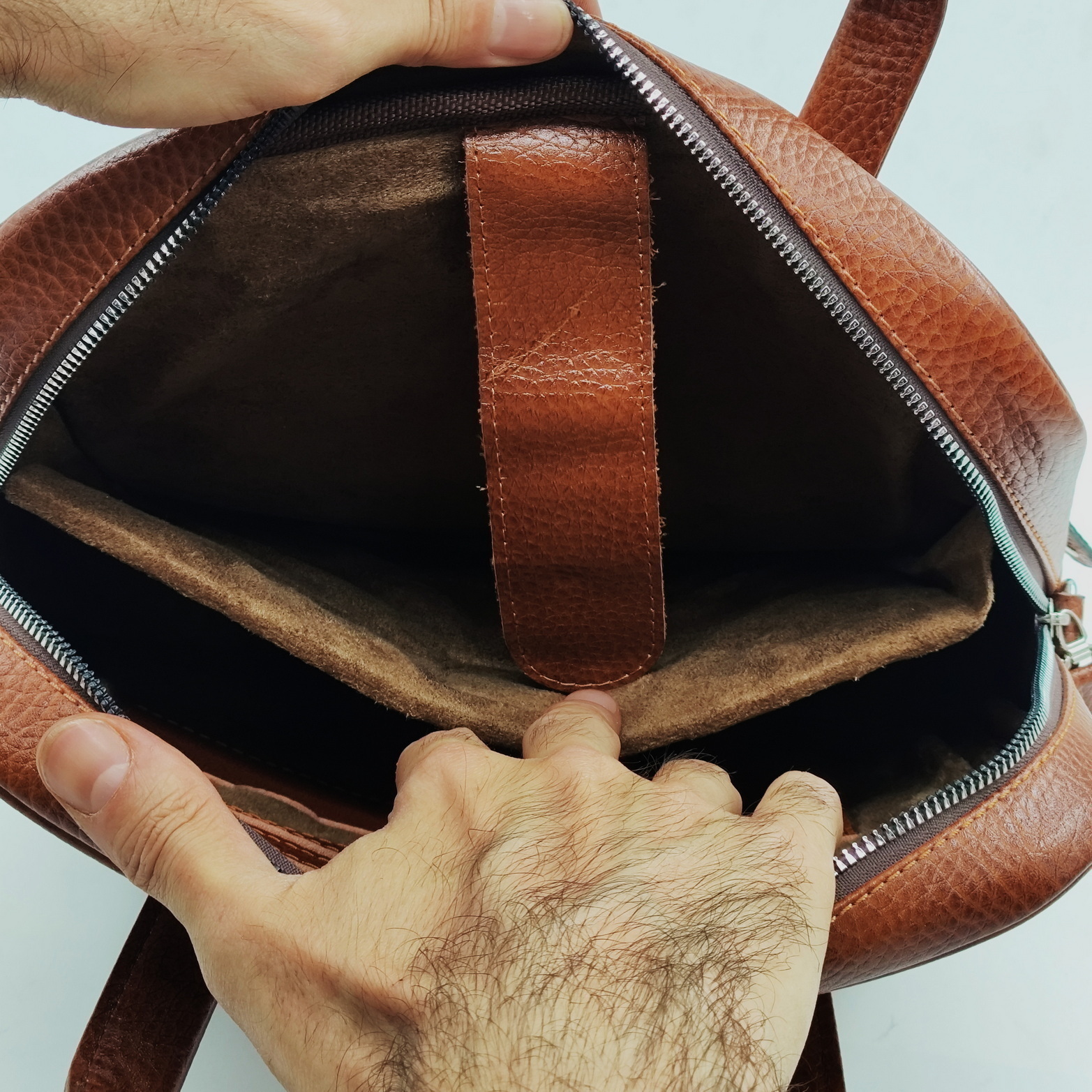 کیف دانشجویی چرم دایموند تبریز